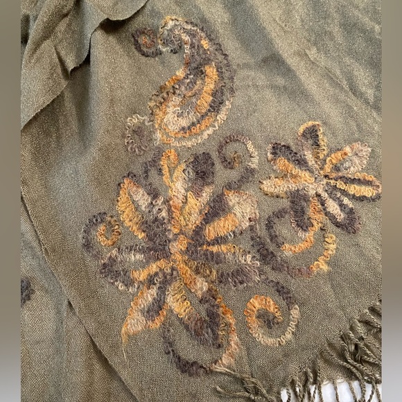 Coldwater Creek Wool blend Embroidered Wrap Dark Olive Green Fringe trim - Picture 11 of 11